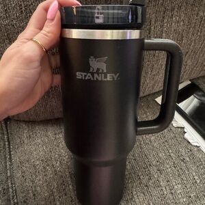 Stanley Matte Black Travel Mug with Handle